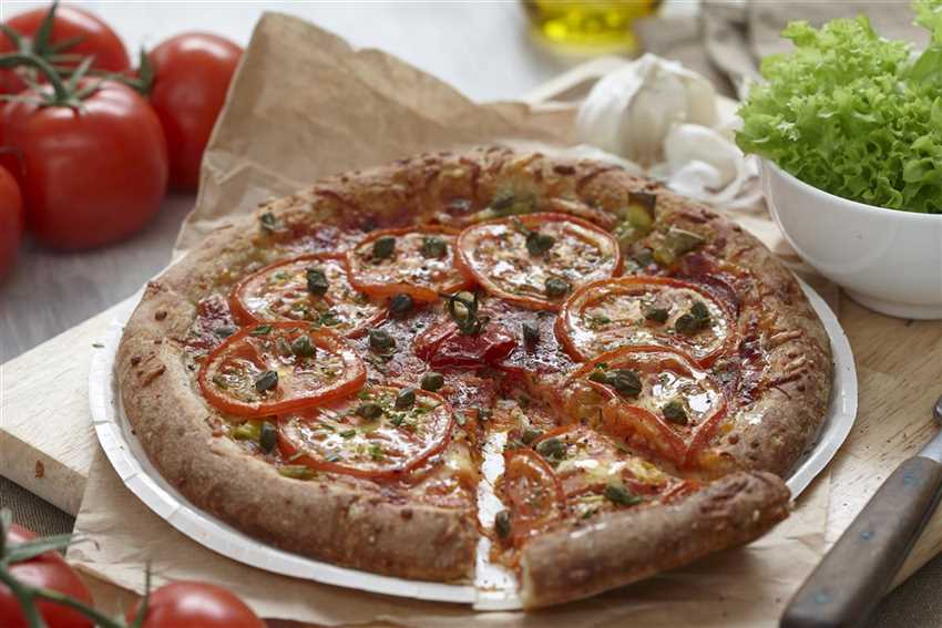 Tomaten-Pizza mit Kapern - Der Holländer Pflanzencenter