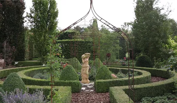Gartengestaltung - Romantischer Garten