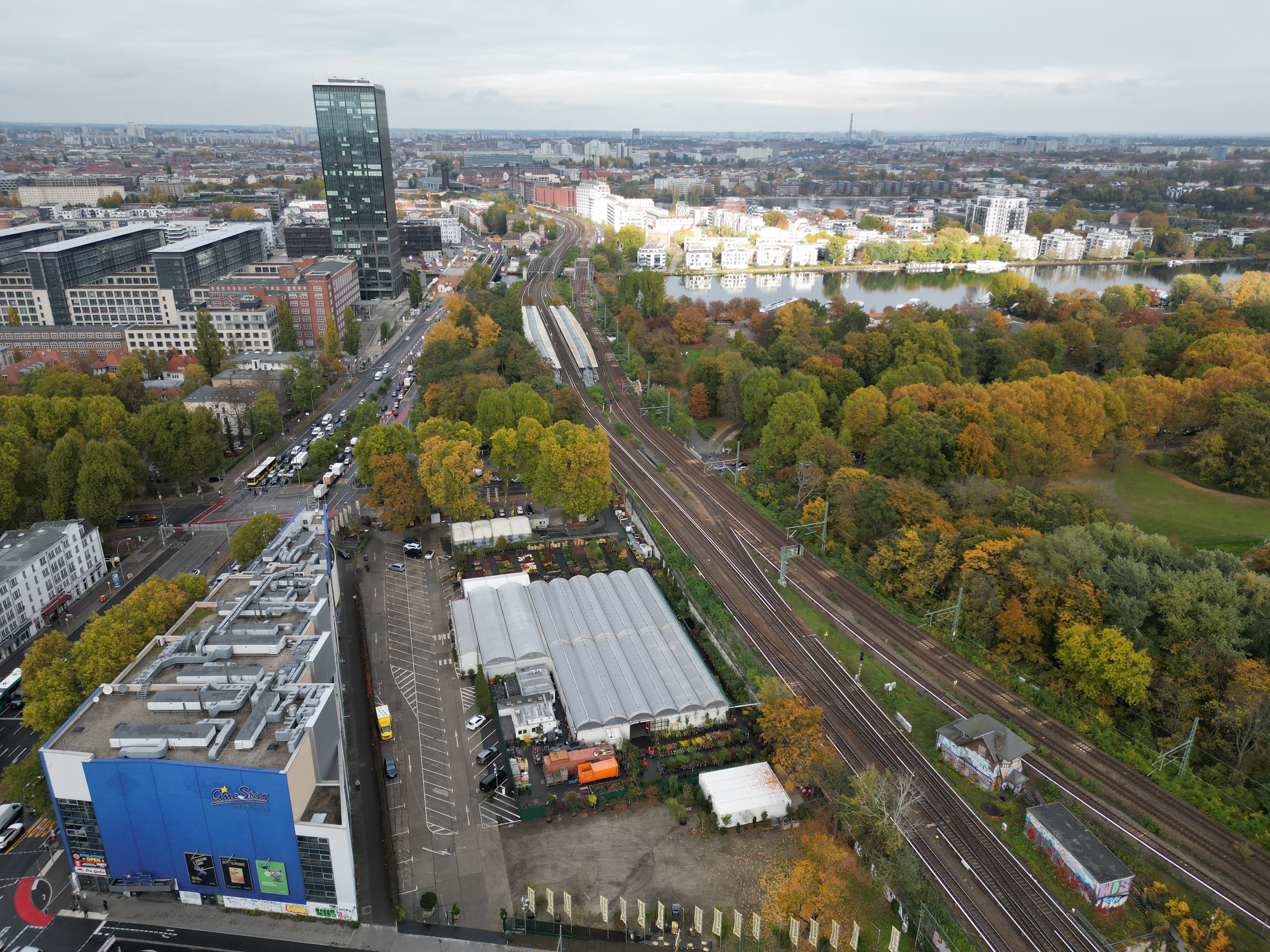 Am Treptower Park.JPG